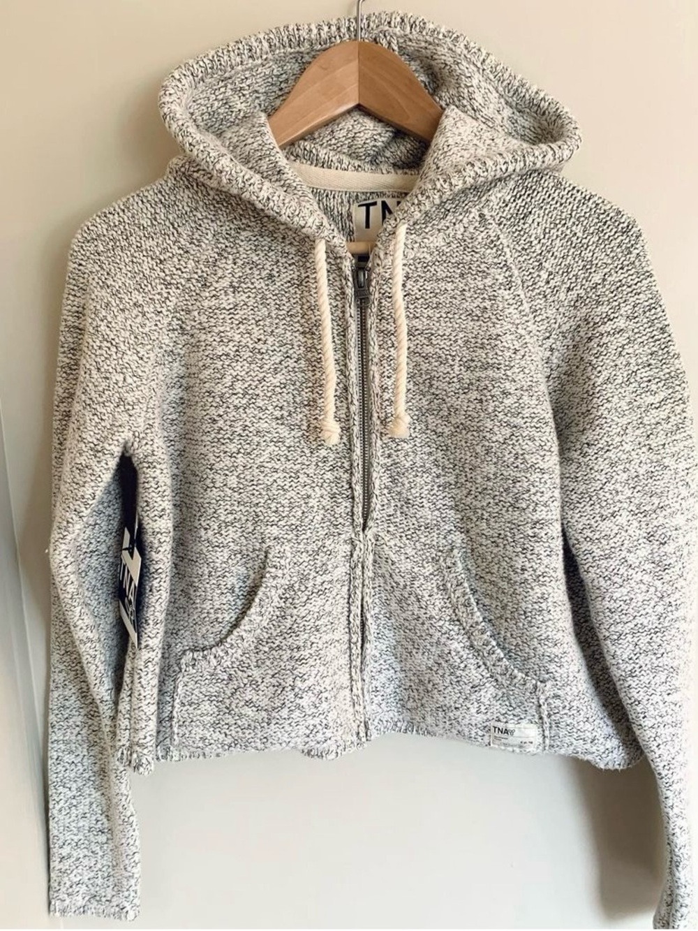Aritzia TNA Women’s Knit Zip-up Hoodie